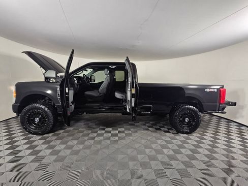 Used 2023 Ford F350 XL w/ XL Off-Road Package AWD/4WD image 18