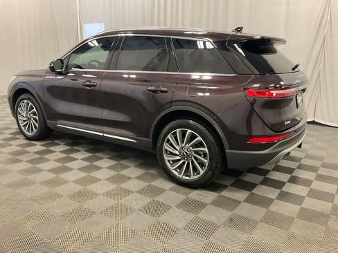 Used 2023 Lincoln Corsair Reserve w/ Equipment Group 201A AWD/4WD image 4