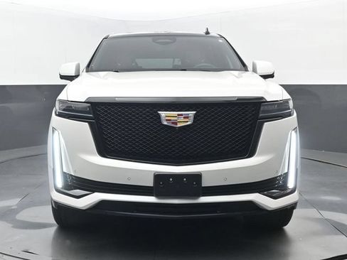 Used 2023 Cadillac Escalade ESV Sport AWD/4WD image 22