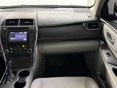 Used 2017 Toyota Camry LE w/ Protection Package (Q2) FWD image 27
