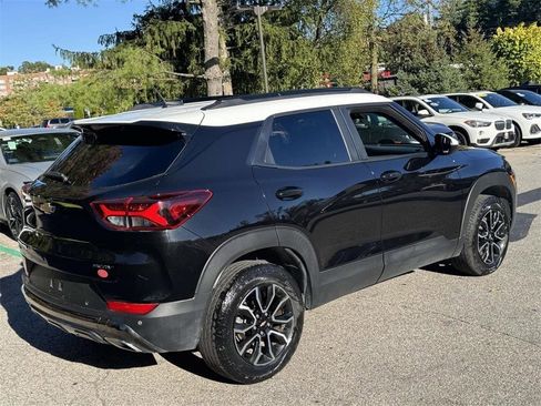 Used 2022 Chevrolet TrailBlazer ACTIV w/ Technology Package image 7