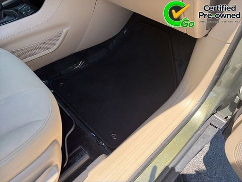 Certified 2019 Jeep Cherokee Latitude w/ Popular Appearance Group FWD image 28