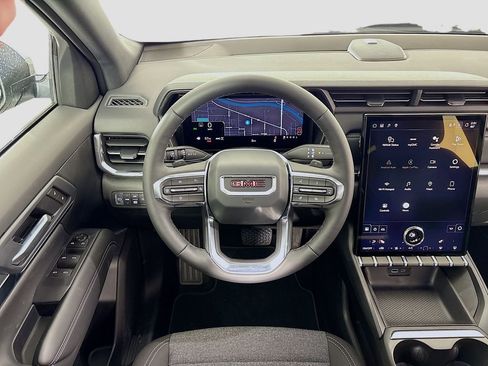 Used 2026 GMC Terrain Elevation w/ Black Edition image 23