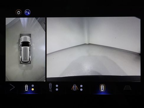 Certified 2026 Chevrolet Equinox RS w/ Convenience Package III AWD/4WD image 13