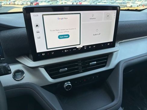 New 2026 Ford Explorer Active w/ Active Comfort Package image 19