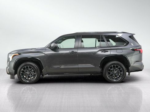 Used 2026 Toyota Sequoia Platinum AWD/4WD image 2