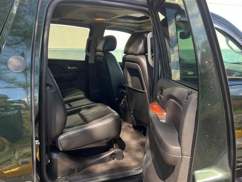 Used 2013 Chevrolet Avalanche LT RWD image 47
