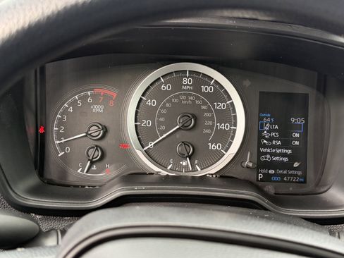 Certified 2021 Toyota Corolla LE image 31