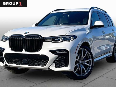Used 2022 BMW X7 M50i AWD/4WD image 1