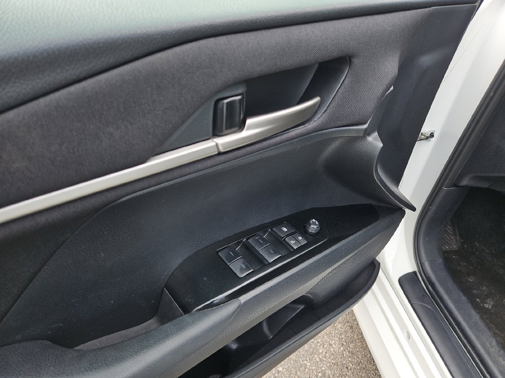 Used 2025 Toyota Camry LE FWD image 24