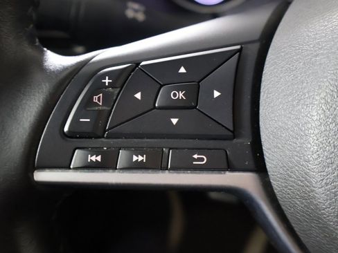 Used 2023 Nissan Sentra SV w/ SV Premium Package image 38