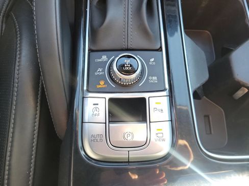 Used 2020 Kia Telluride SX w/ SX Prestige Package image 33