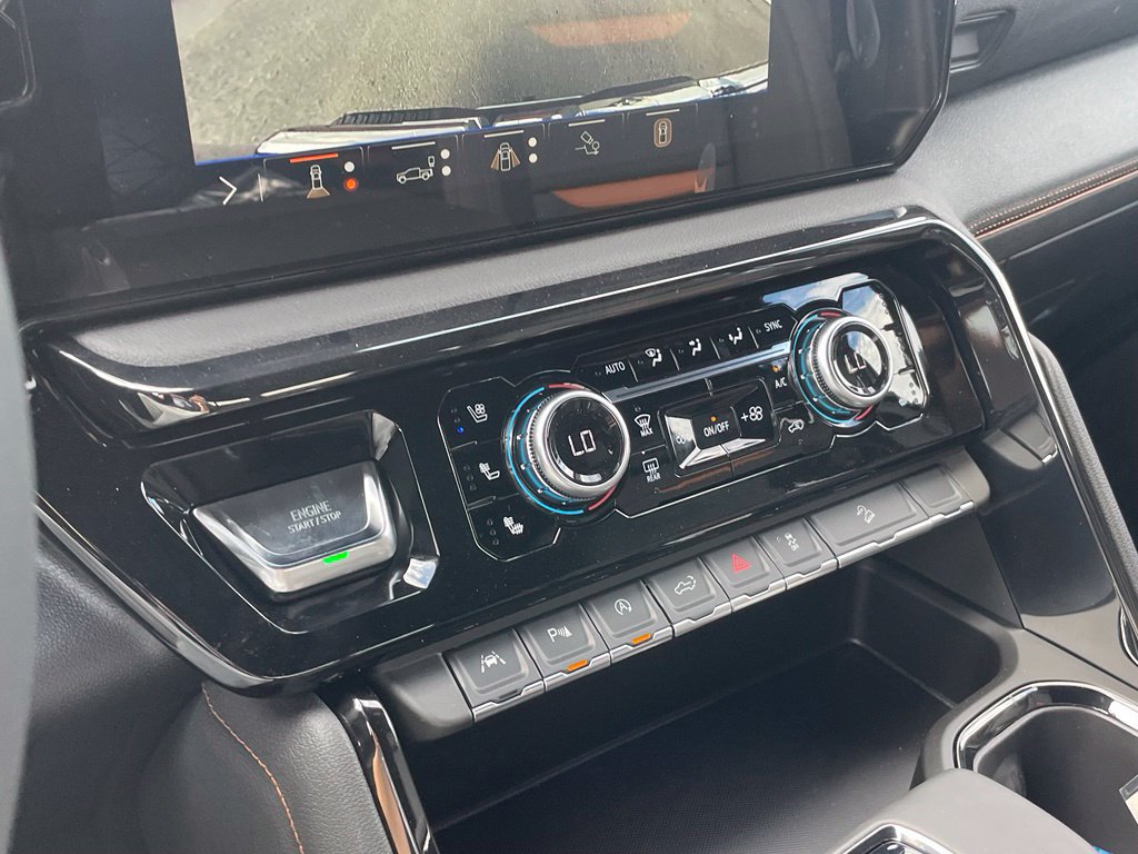New 2026 GMC Sierra 1500 AT4 w/ AT4 Premium Package AWD/4WD image 19