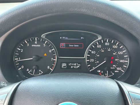 Used 2014 Nissan Altima 2.5 S w/ Display Audio Package FWD image 24