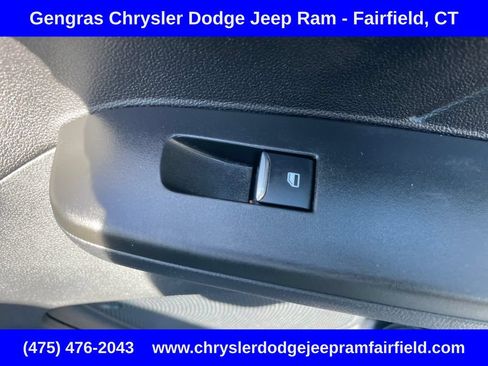 Used 2021 Ford Escape SEL w/ Technology Package AWD/4WD image 17