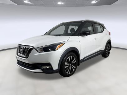 Used 2018 Nissan Kicks SR