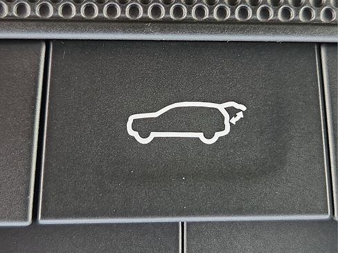 New 2025 Jeep Grand Cherokee L Altitude image 22