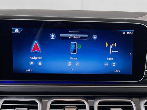 New 2025 Mercedes-Benz GLS 580 4MATIC image 15