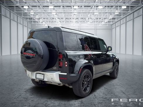 Used 2020 Land Rover Defender 110 S AWD/4WD image 5