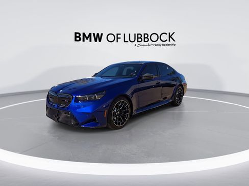 Used 2026 BMW M5 w/ Carbon Package AWD/4WD image 3