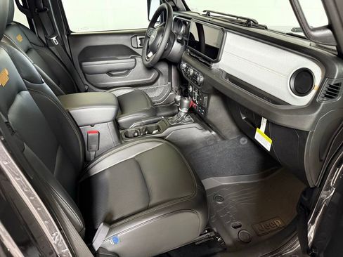 New 2026 Jeep Wrangler Unlimited Sport AWD/4WD image 16