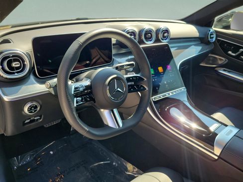 Used 2024 Mercedes-Benz CLE 300 4MATIC Coupe image 12