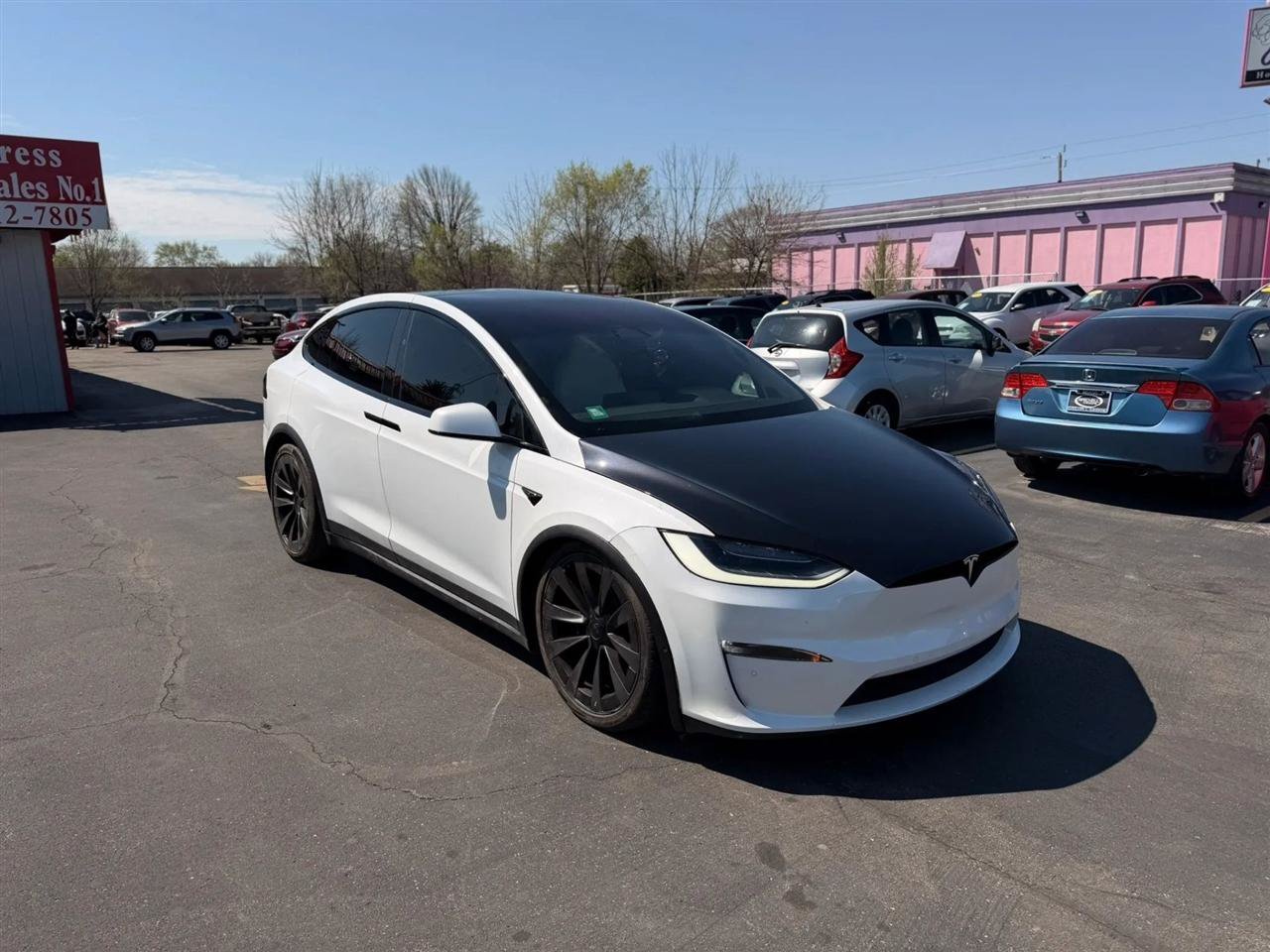 Used 2022 Tesla Model X Plaid AWD/4WD image 2