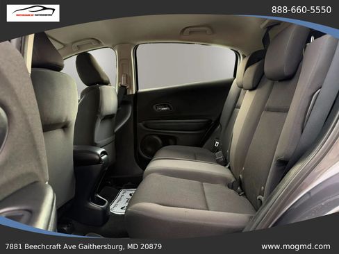 Used 2019 Honda HR-V LX image 11