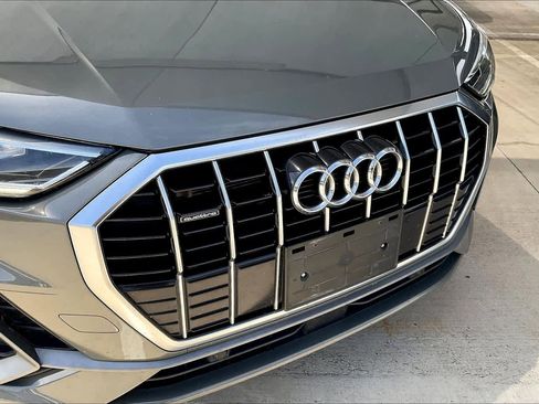 Used 2023 Audi Q3 2.0T Premium w/ Convenience Package AWD/4WD image 30