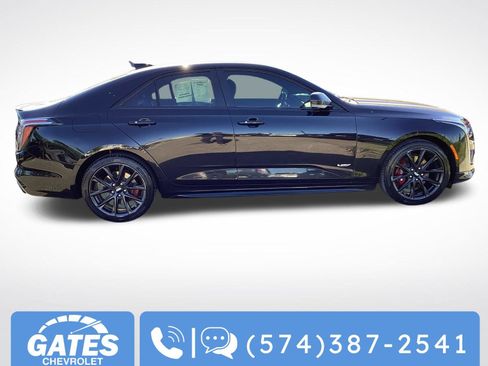 Used 2023 Cadillac CT4 V w/ Technology Package AWD/4WD image 10