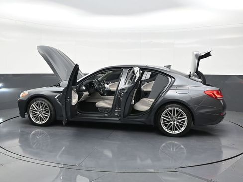 Used 2021 Genesis G70 2.0T w/ Elite Package RWD image 31