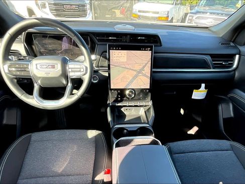 Certified 2026 GMC Terrain Elevation image 30