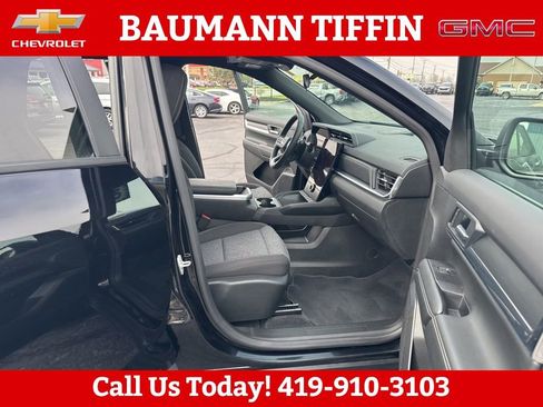 Used 2025 GMC Terrain Elevation AWD/4WD image 13