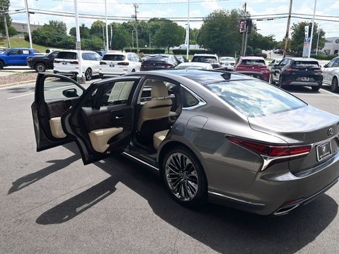Used 2018 Lexus LS 500 AWD w/ Luxury Package image 37