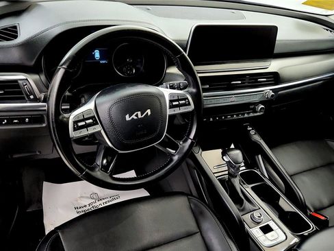 Used 2022 Kia Telluride S image 24