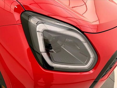 Certified 2025 MINI Cooper Countryman S w/ Comfort Package Max image 27