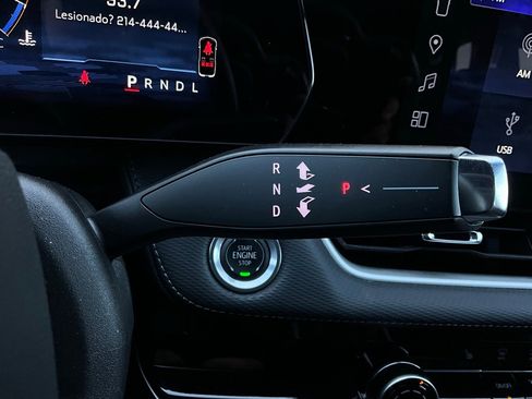 Used 2025 Chevrolet Equinox LT image 35