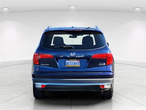 Used 2018 Honda Pilot Elite image 5