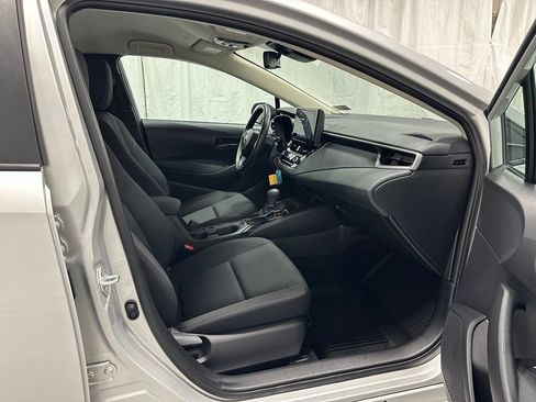 Used 2026 Toyota Corolla LE FWD image 56
