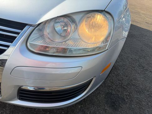 Used 2006 Volkswagen Jetta 2.5 image 9