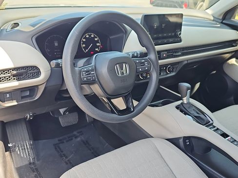 Used 2025 Honda HR-V LX image 15