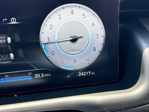 Certified 2024 Hyundai Santa Cruz Limited AWD/4WD image 24