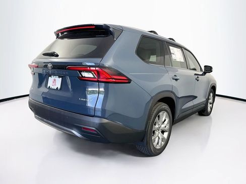 New 2026 Toyota Grand Highlander AWD image 9