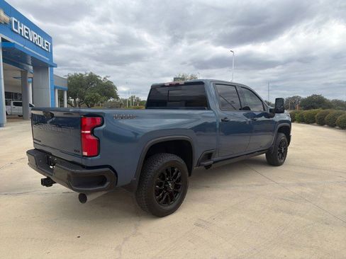 Used 2026 Chevrolet Silverado 2500 LTZ w/ LTZ Plus Package AWD/4WD image 19