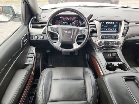 Used 2018 GMC Yukon SLT image 7