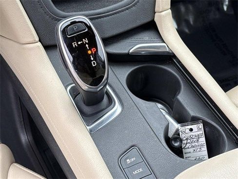 Used 2018 Cadillac XT5 Premium Luxury image 23