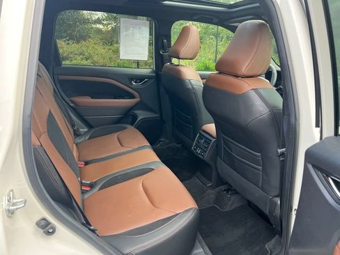 Used 2026 Subaru Forester Touring AWD/4WD image 20