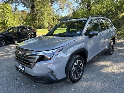 Certified 2025 Subaru Forester Premium image 4