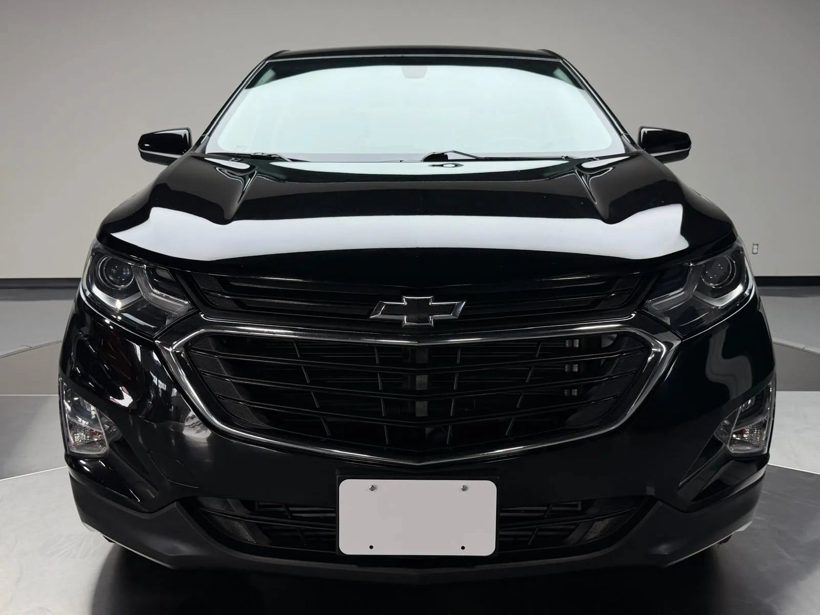 Used 2018 Chevrolet Equinox LT FWD image 3