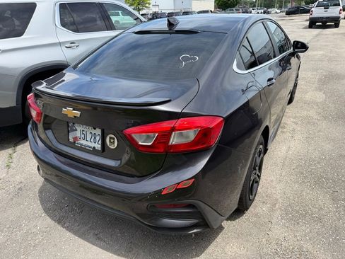 Used 2016 Chevrolet Cruze LT w/ Convenience Package FWD image 8